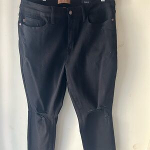 Black Distressed Jeans